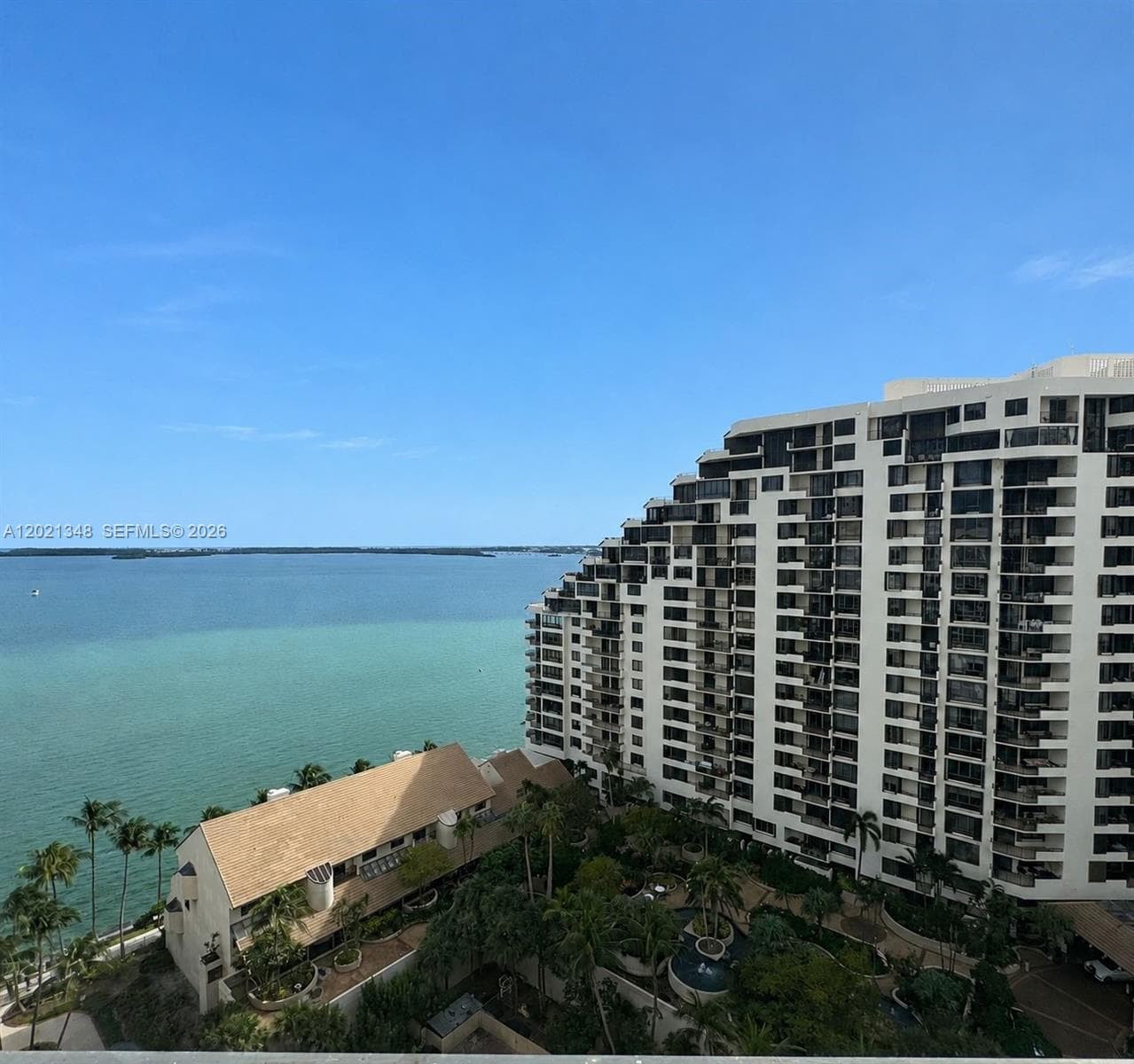 540 Brickell Key Dr # 1801, Miami, FL 33131