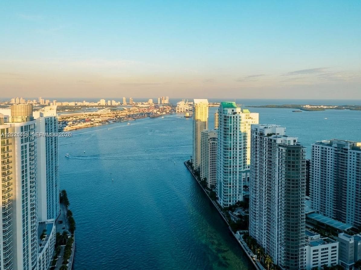 200 Biscayne Boulevard Way # 5004, Miami, FL 33131 — zdjęcie 2