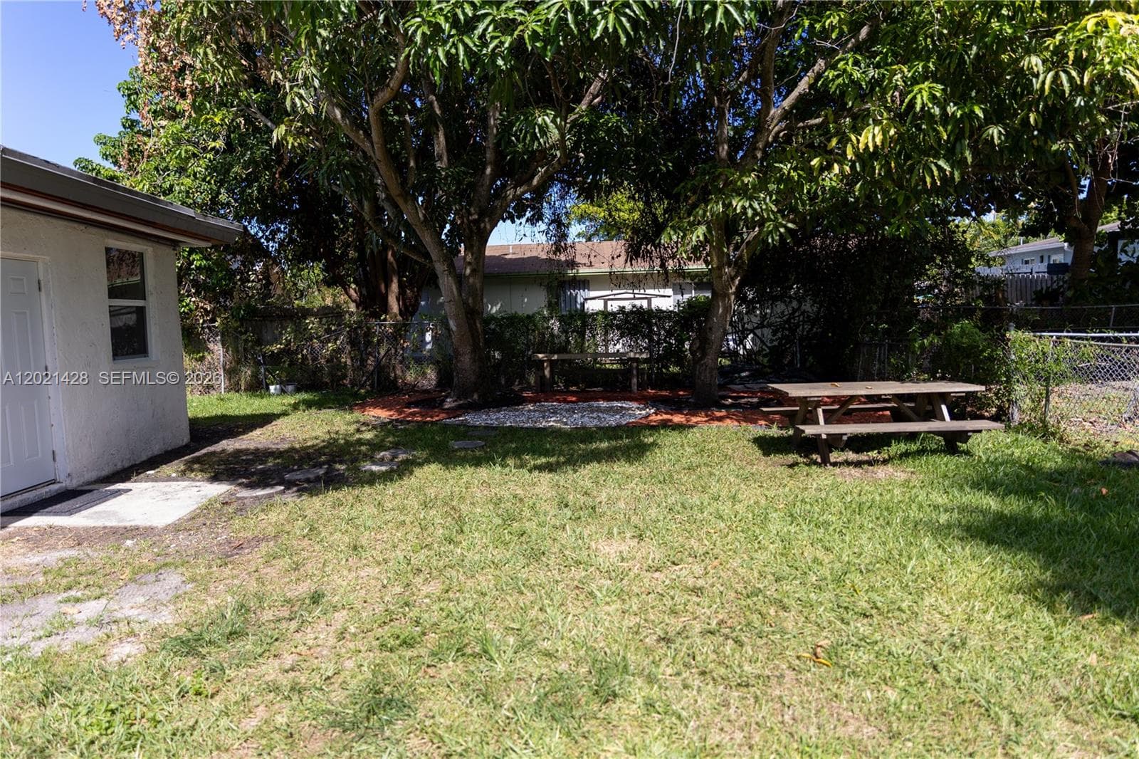 250 NW 14th Way, Dania Beach, FL 33004 — zdjęcie 3