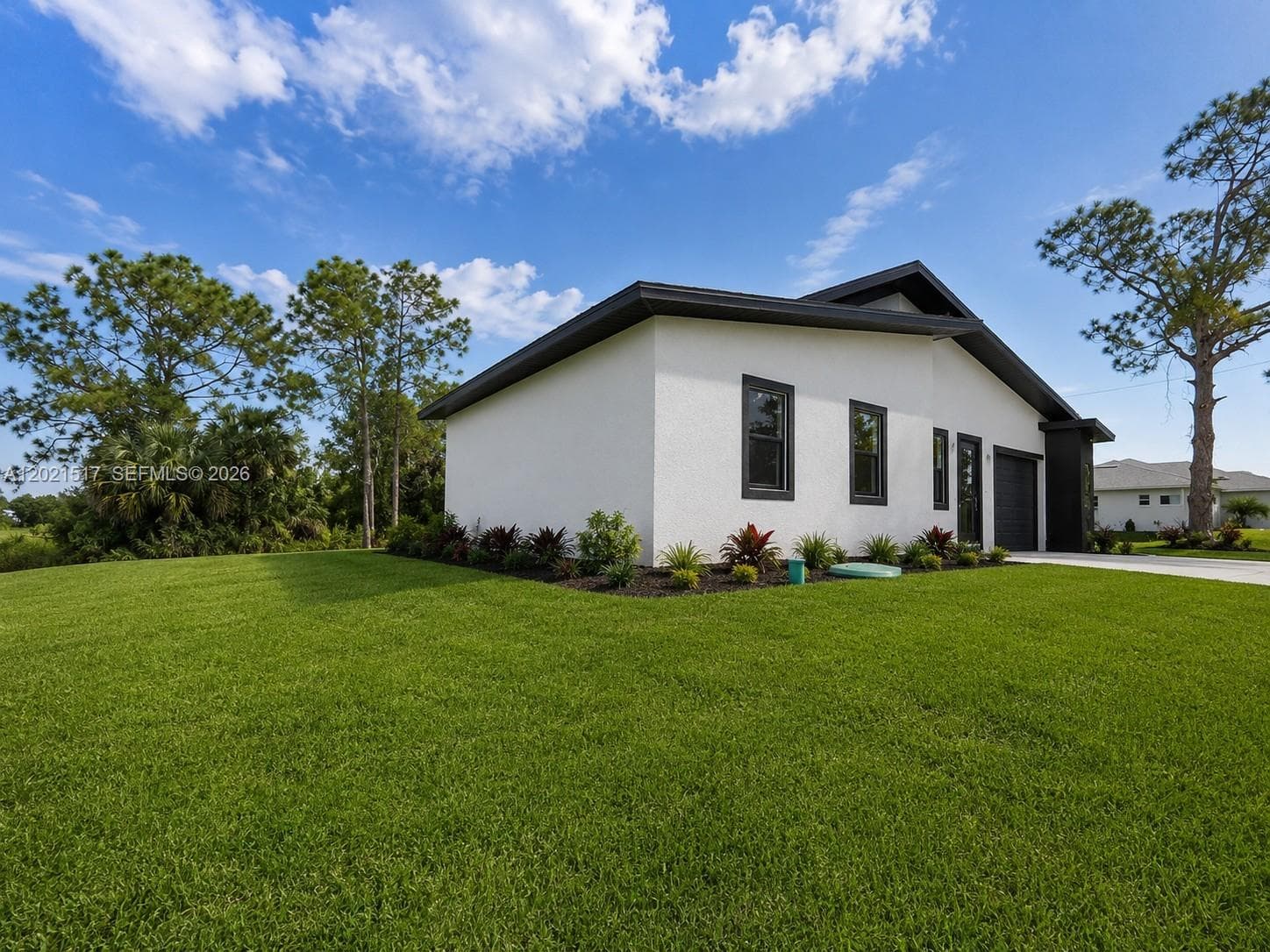 703 LONG ISLAND, Lehigh Acres, FL 33974 — zdjęcie 2