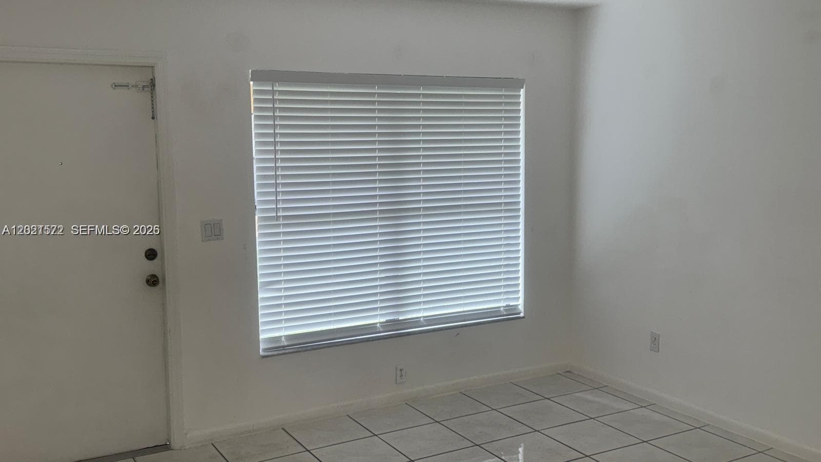 2715 W 66th St # 13-21, Hialeah, FL 33016 — zdjęcie 2