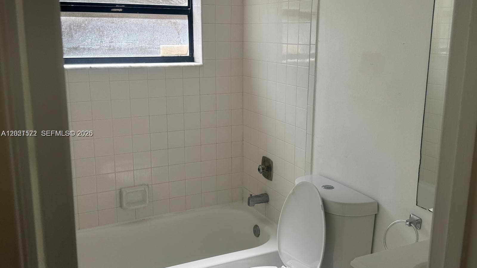 2715 W 66th St # 13-21, Hialeah, FL 33016 — zdjęcie 3