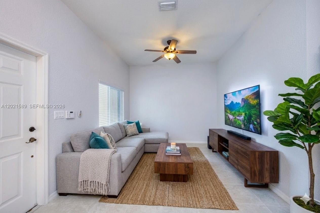 2343 SE 16th Pl, Homestead, FL 33035 — zdjęcie 3