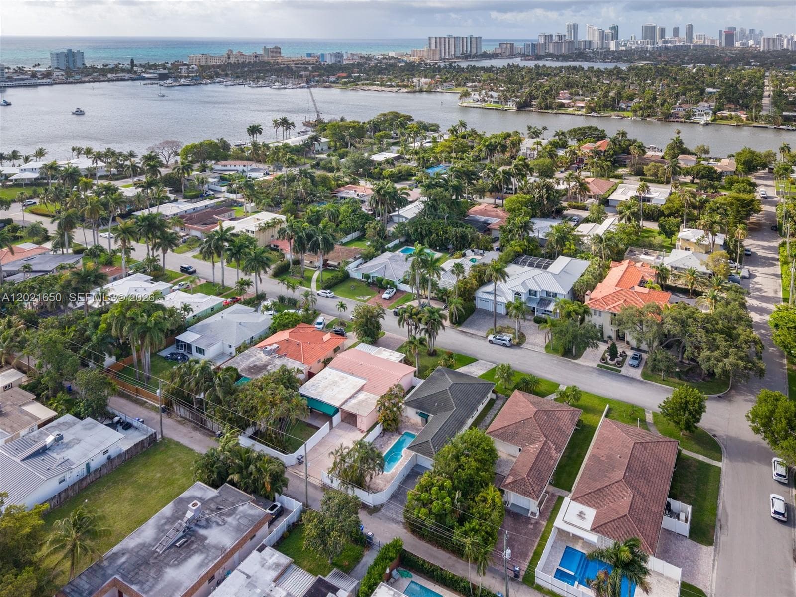947 Lincoln St, Hollywood, FL 33019 — zdjęcie 4