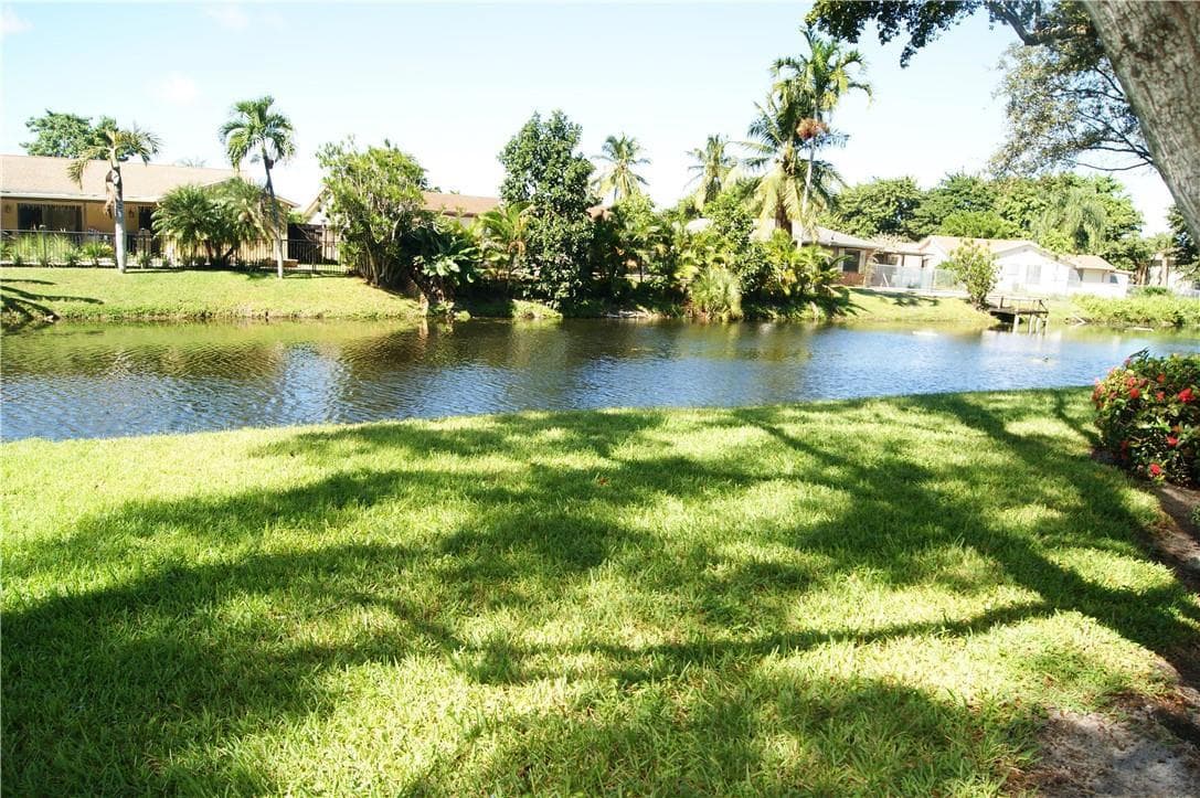 3781 Cocoplum Circle # 3579, Coconut Creek, FL 33063 — zdjęcie 2