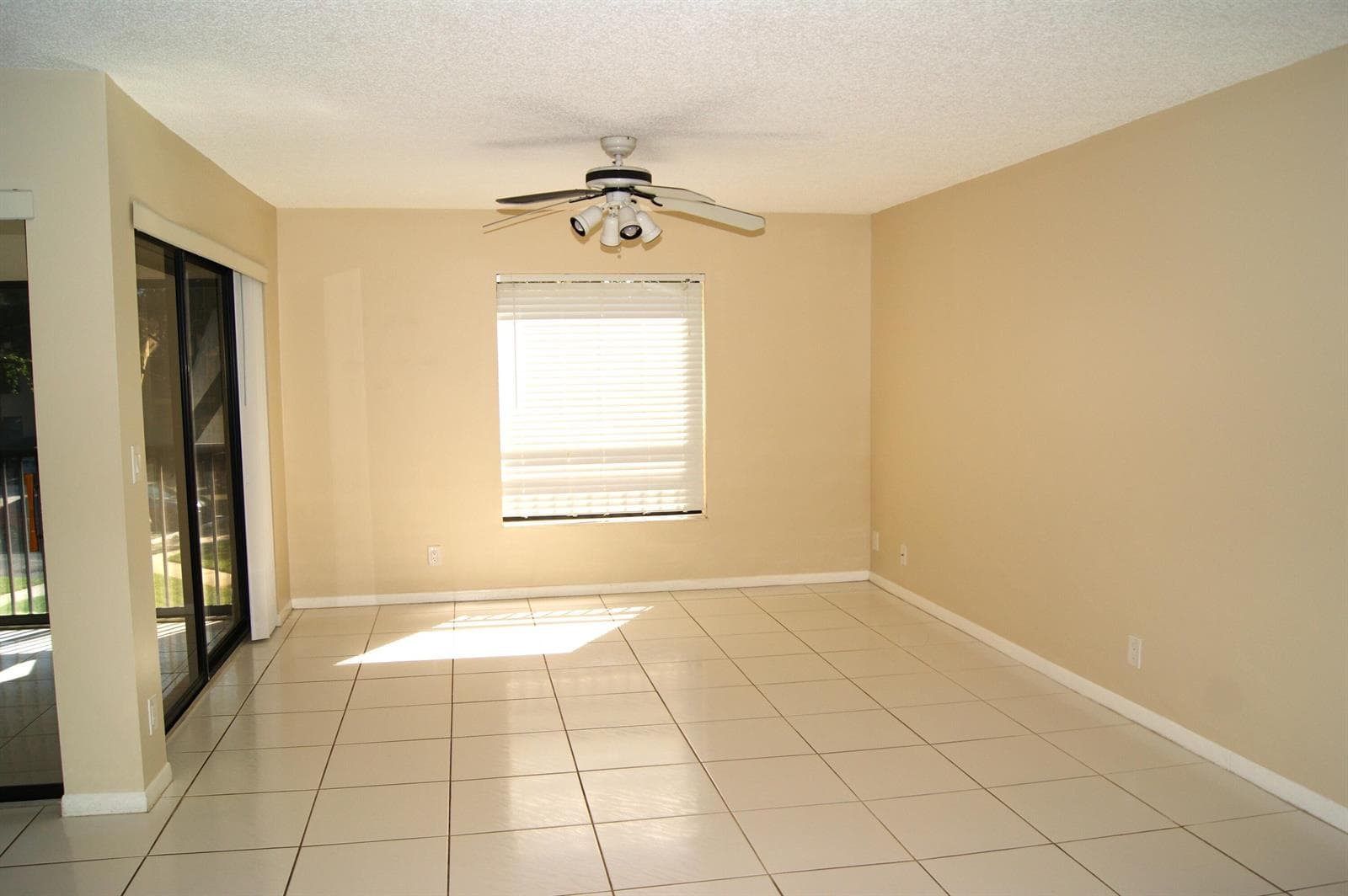 3781 Cocoplum Circle # 3579, Coconut Creek, FL 33063 — zdjęcie 3