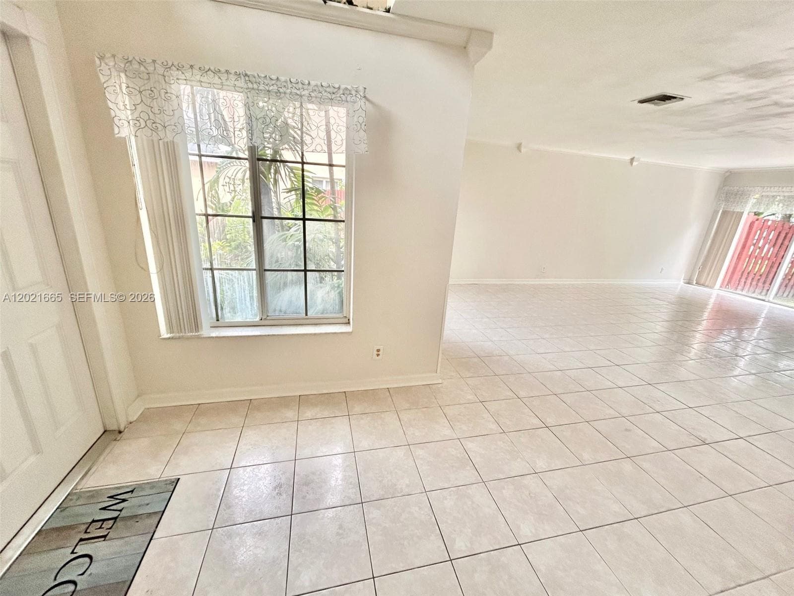 8801 SW 9th Ct, Pembroke Pines, FL 33025 — zdjęcie 3