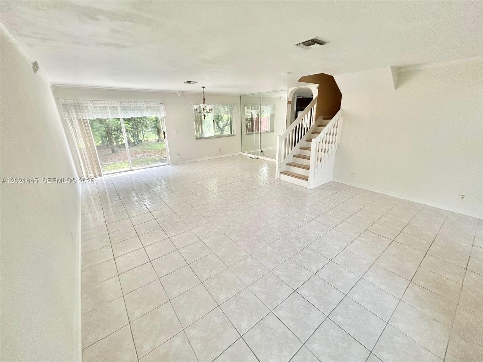 8801 SW 9th Ct, Pembroke Pines, FL 33025 — zdjęcie 4
