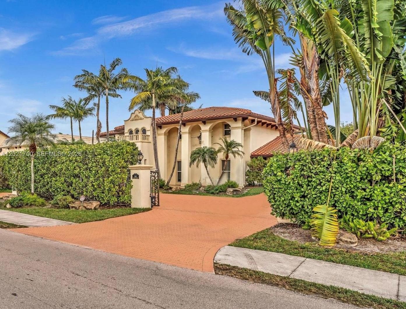 900 Diplomat Pkwy, Hallandale Beach, FL 33009 — zdjęcie 5