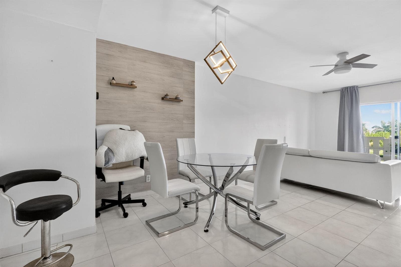 4330 Hillcrest Drive # 302, Hollywood, FL 33021 — zdjęcie 2