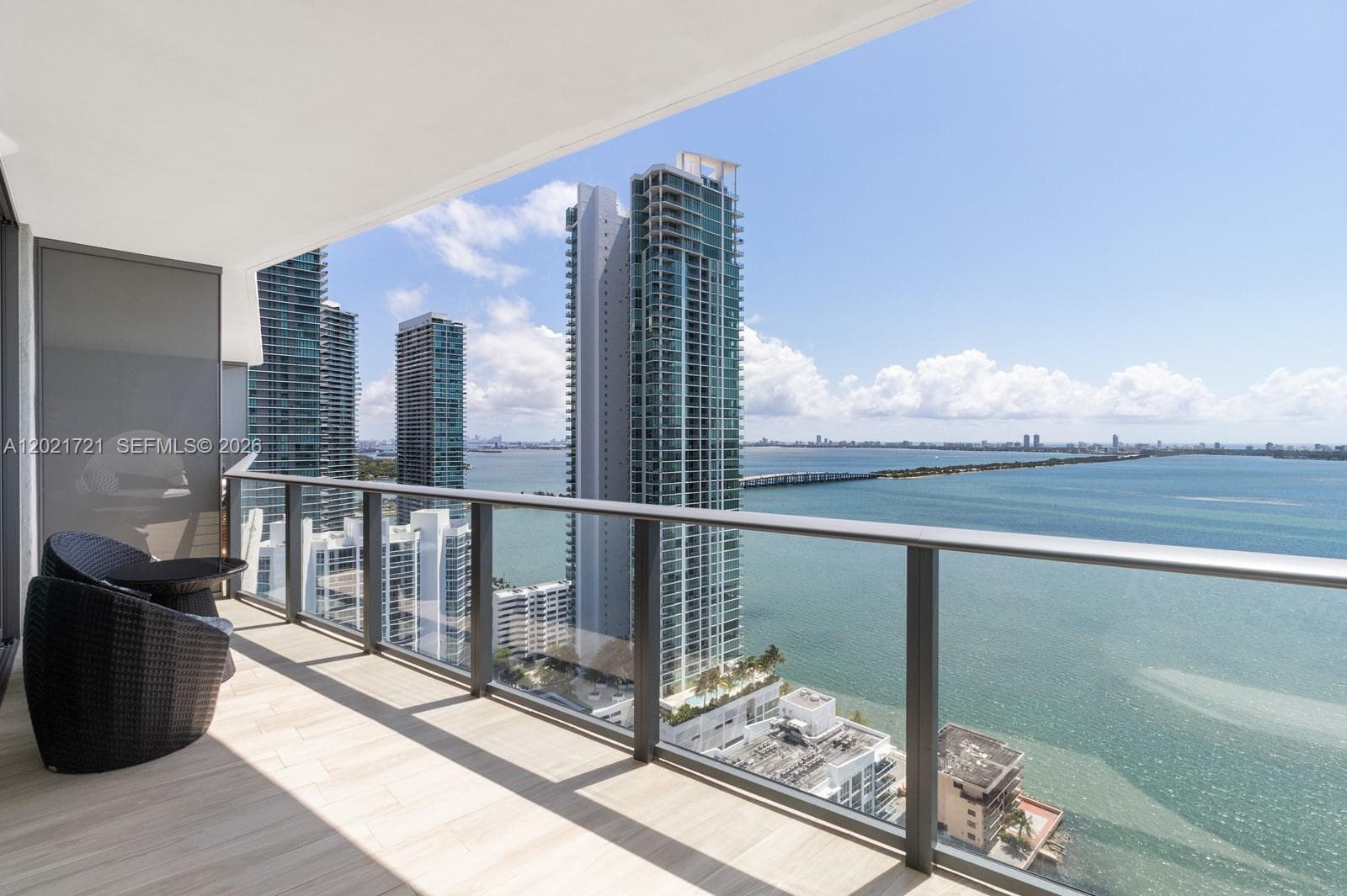 460 NE 28th St # 3105, Miami, FL 33137 — zdjęcie 2