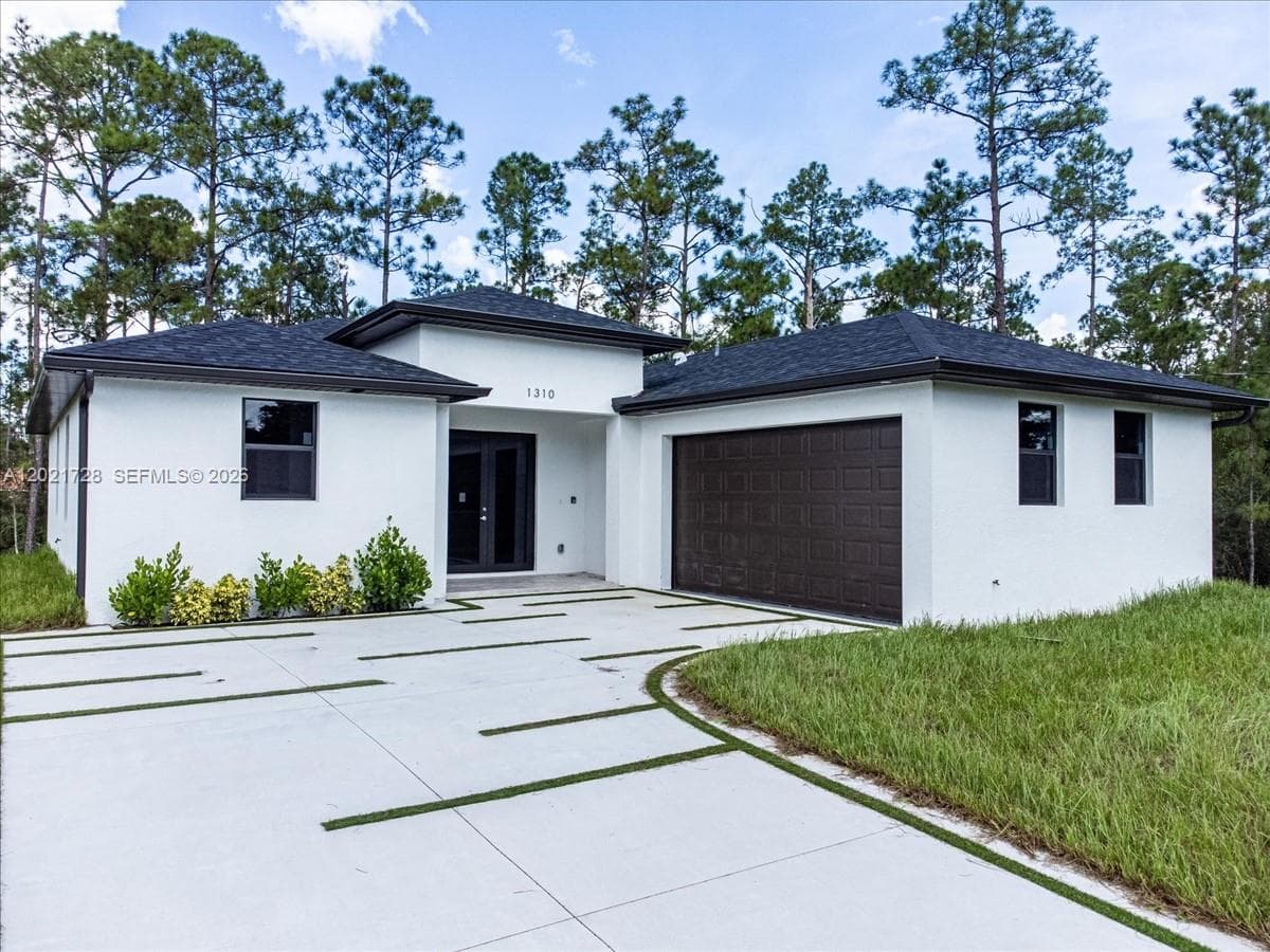1310 Jefferson Ave, Lehigh Acres, FL 33972 — zdjęcie 2