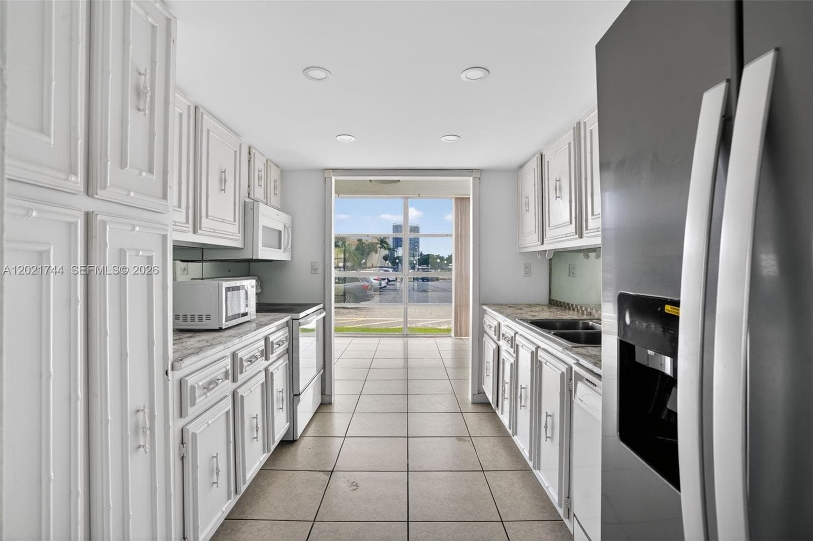 2000 Atlantic Shores Blvd # 120, Hallandale Beach, FL 33009 — zdjęcie 3