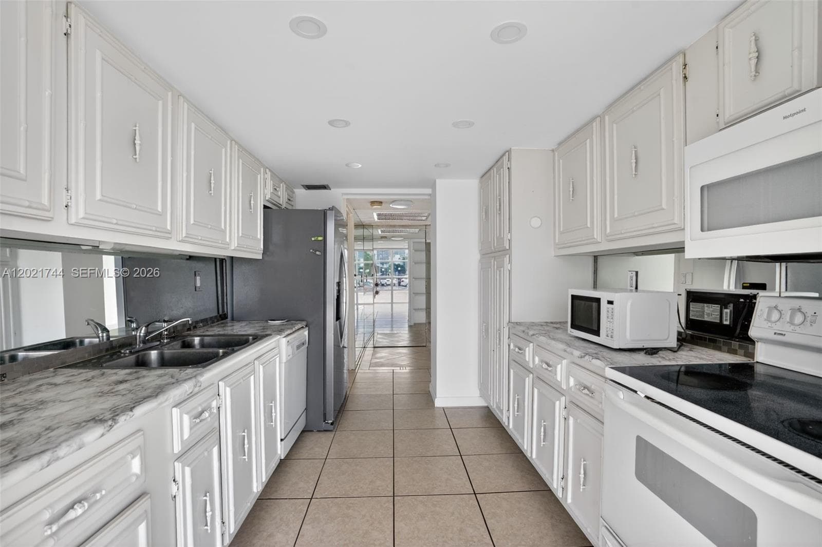2000 Atlantic Shores Blvd # 120, Hallandale Beach, FL 33009 — zdjęcie 5