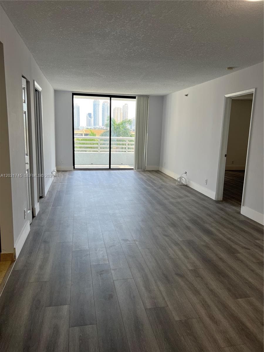 3300 NE 192nd St # 616, Aventura, FL 33180 — zdjęcie 4