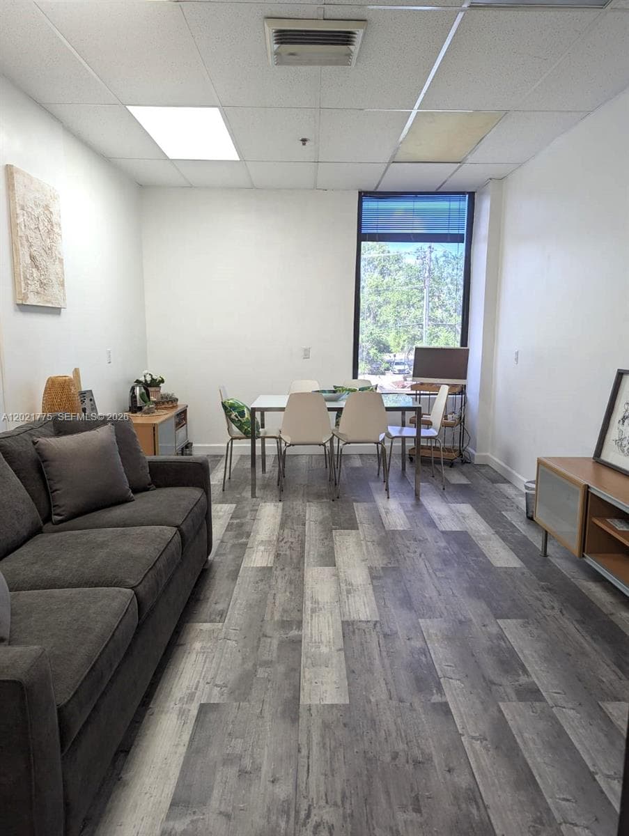 12550 Biscayne Blvd # 220, North Miami, FL 33181 — zdjęcie 2