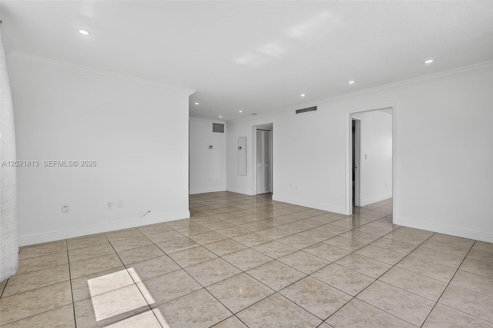 1020 94th St # 301, Bay Harbor Islands, FL 33154 — zdjęcie 4