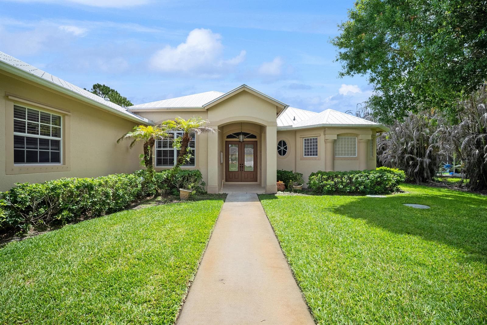 1106 SW Thoreau Court, Palm City, FL 34990 — zdjęcie 2