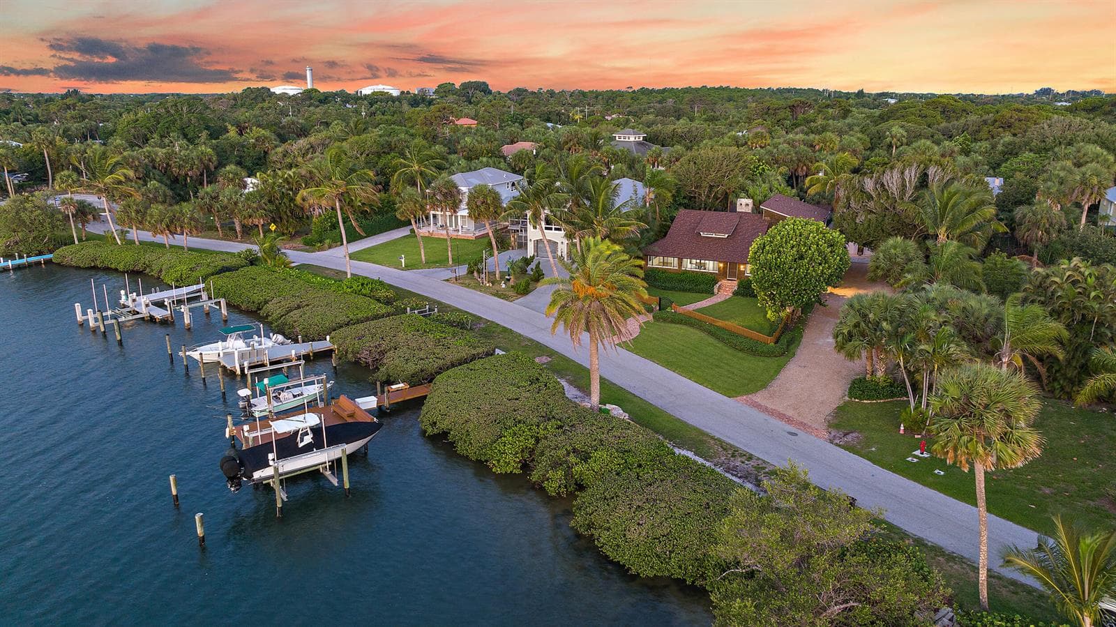 12140 SE Indian River Drive N, Hobe Sound, FL 33455 — zdjęcie 2
