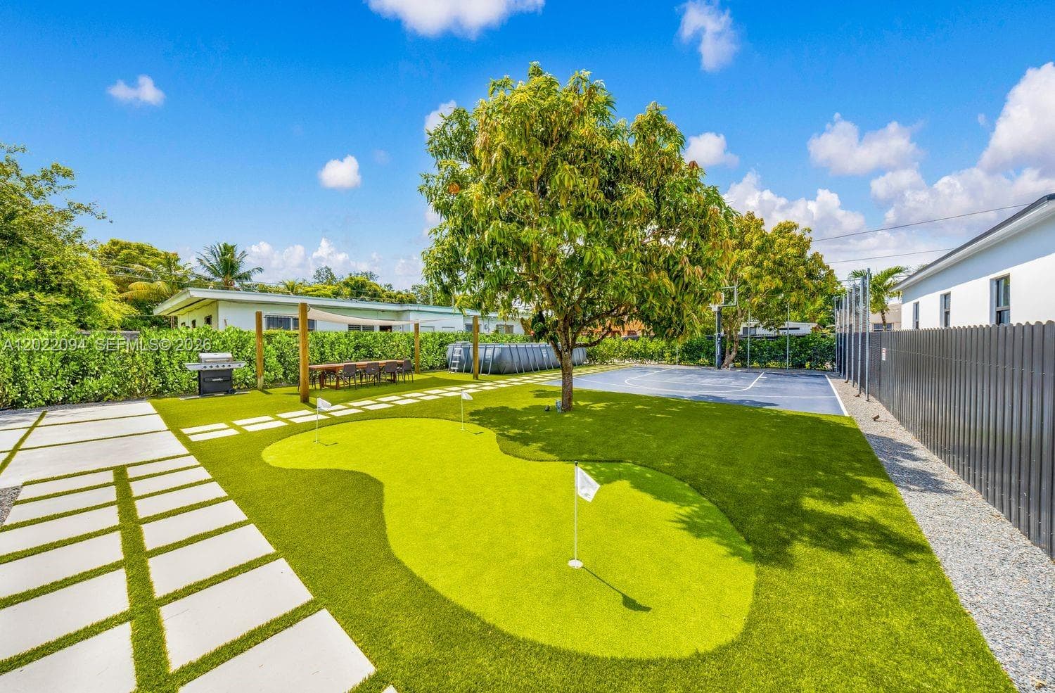 111 NW 53rd St, Miami, FL 33127 — zdjęcie 4