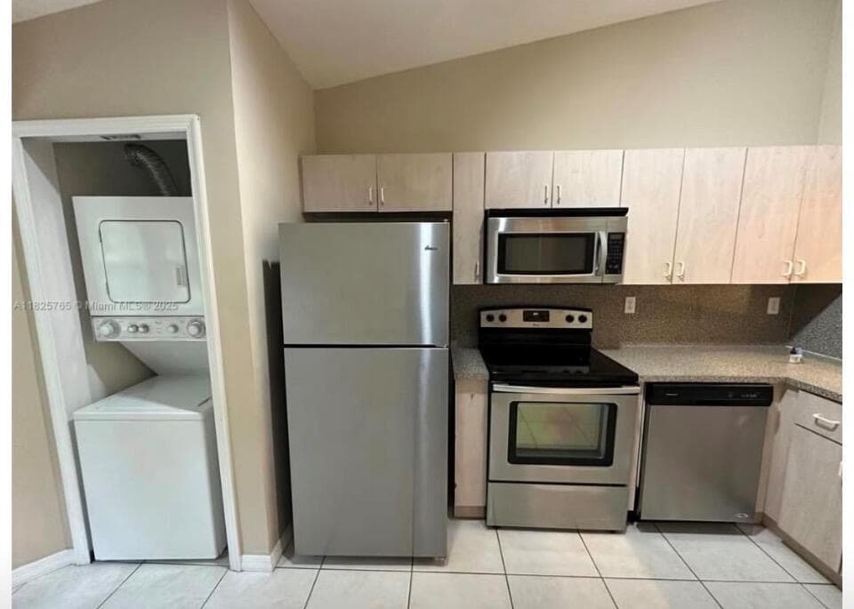 1250 SE 26th Street # 204, Homestead, FL 33035 — zdjęcie 2
