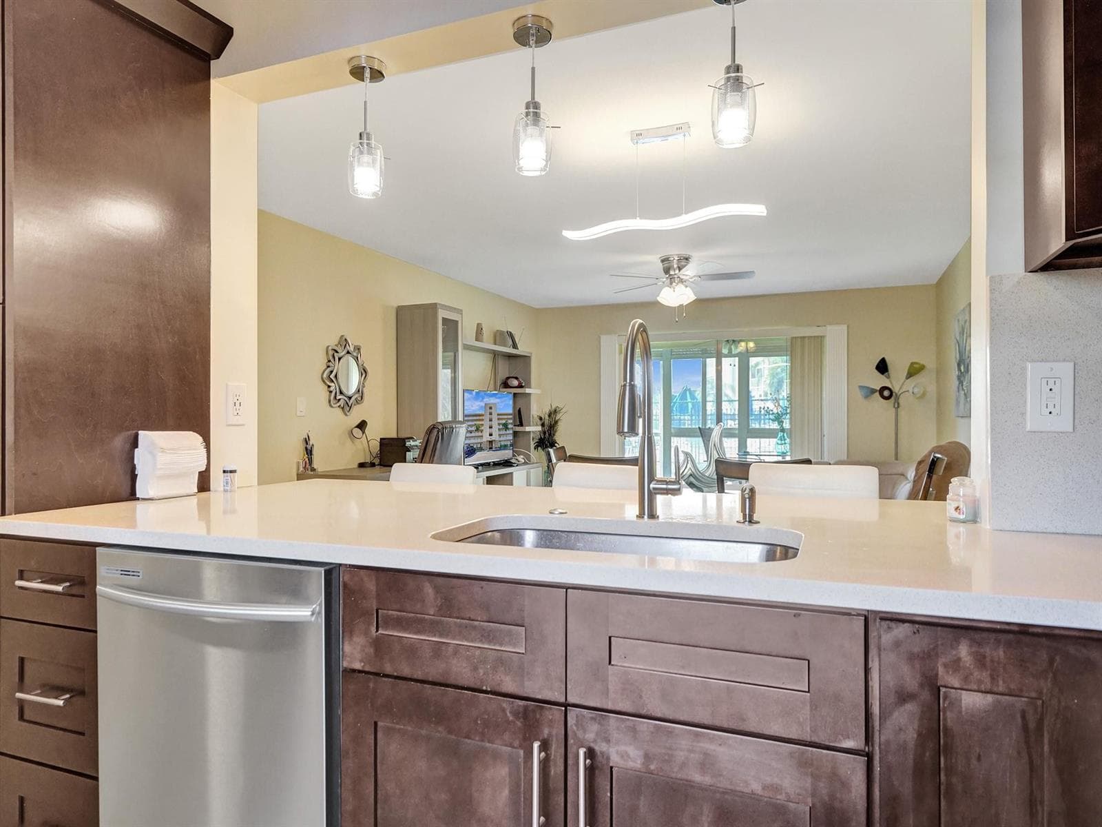 401 SE 3rd Street # 107, Dania Beach, FL 33004 — zdjęcie 2