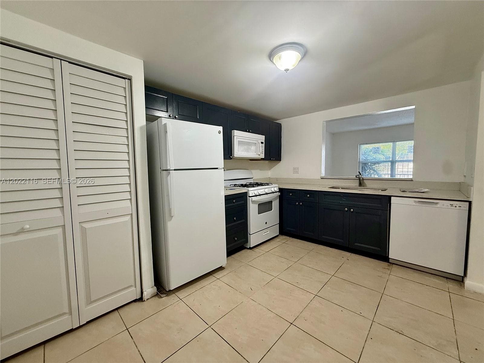 18101 NW 68th Ave # B102, Hialeah, FL 33015 — zdjęcie 2