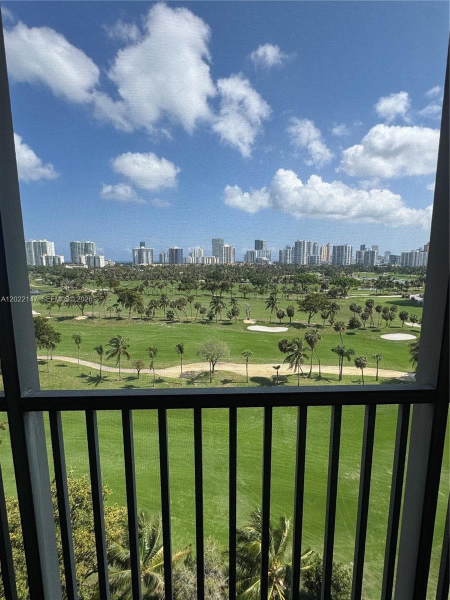 20335 W Country Club Dr # 1205, Aventura, FL 33180 — zdjęcie 2