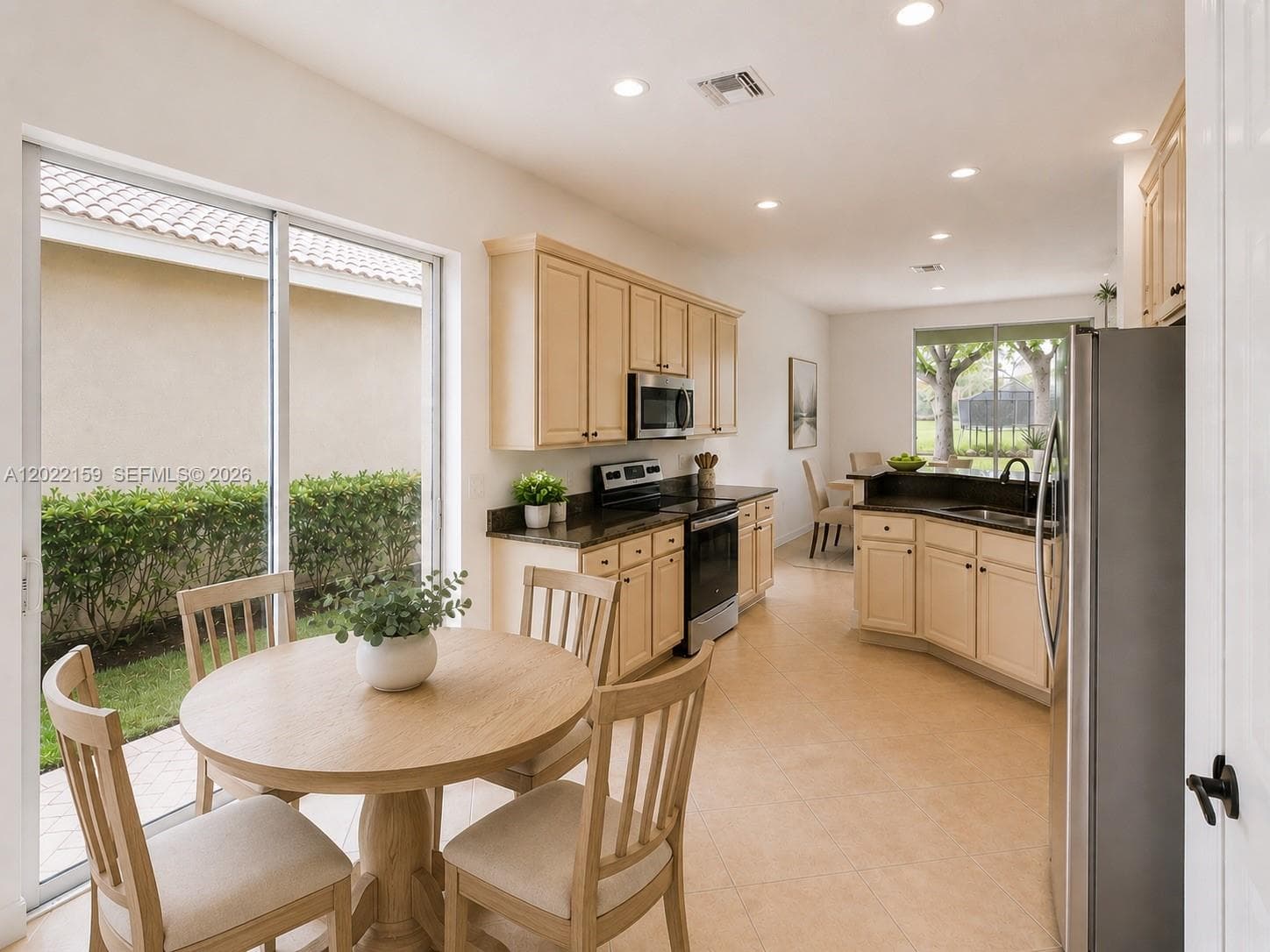 7232 Maidstone Dr, Port St. Lucie, FL 34986 — zdjęcie 2