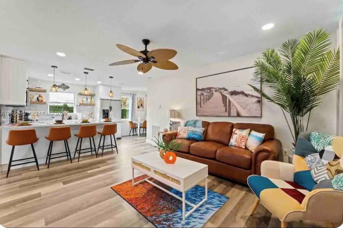 301 N Hollywood Ave, Daytona, FL 32118 — zdjęcie 2