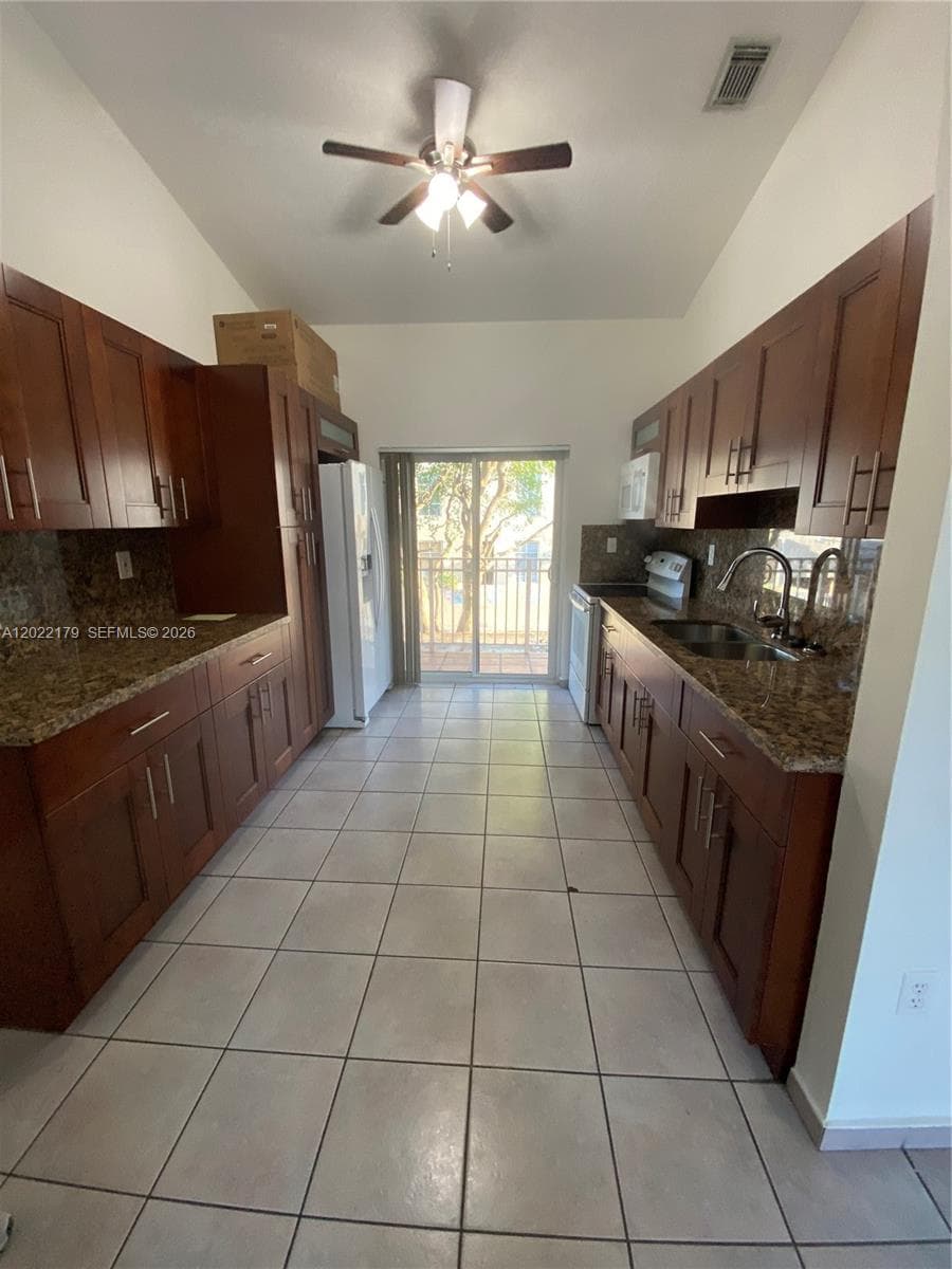 7500 W 20th Ave # 202, Hialeah, FL 33016 — zdjęcie 2