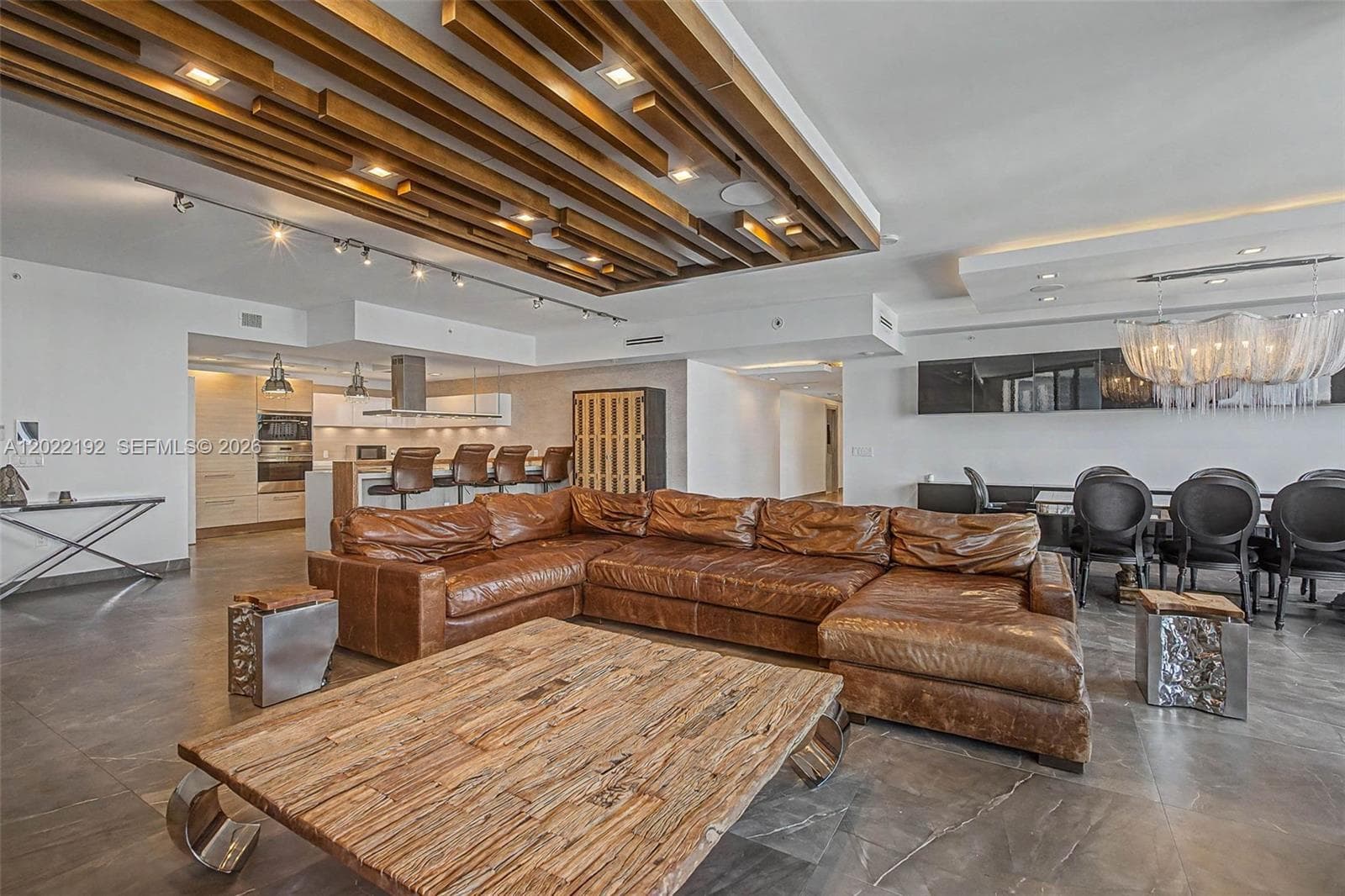 17111 Biscayne Blvd # 1405/07, North Miami Beach, FL 33160 — zdjęcie 4