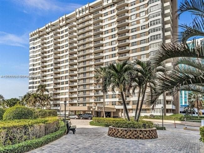 1965 S Ocean Dr # 9K, Hallandale Beach, FL 33009