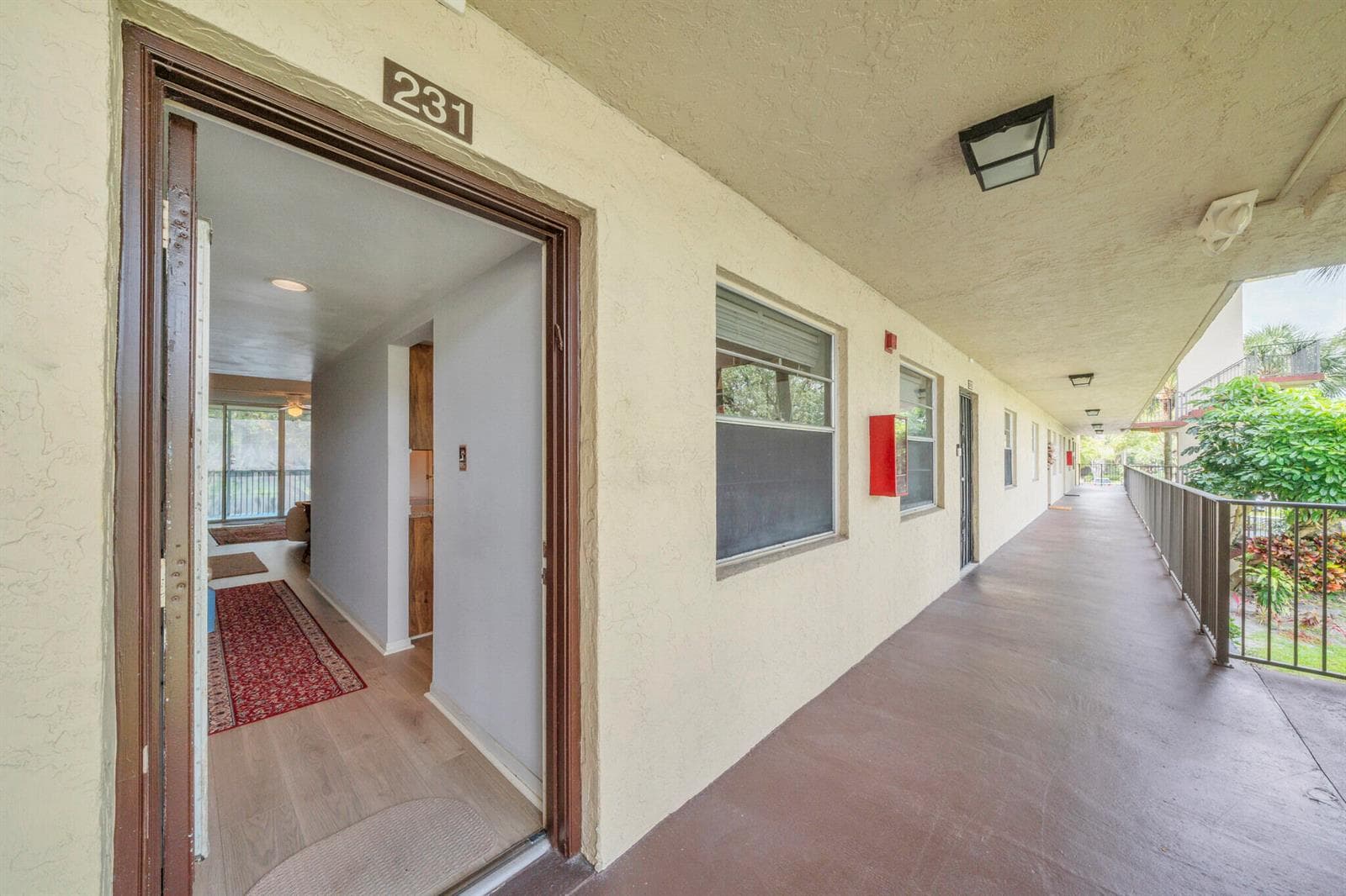 3361 NW 47th Terrace # 231, Lauderdale Lakes, FL 33319 — zdjęcie 2