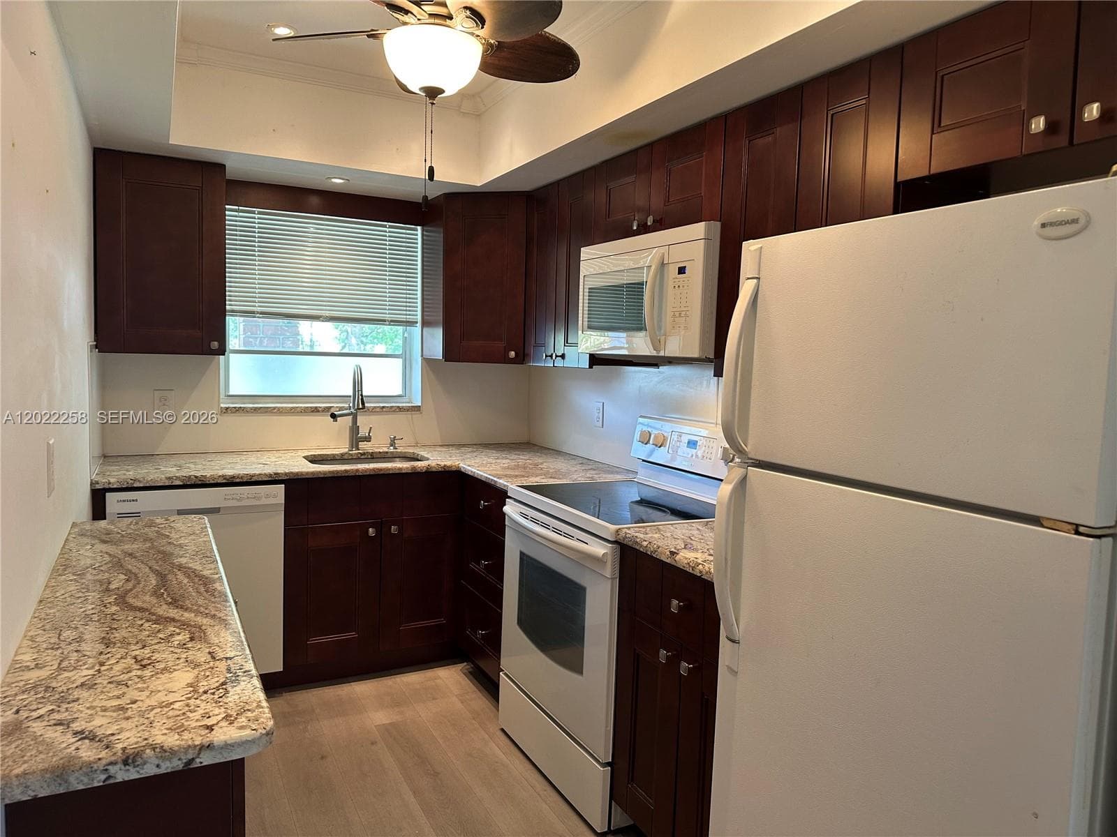 3700 Harrison St # 15A, Hollywood, FL 33021 — zdjęcie 2