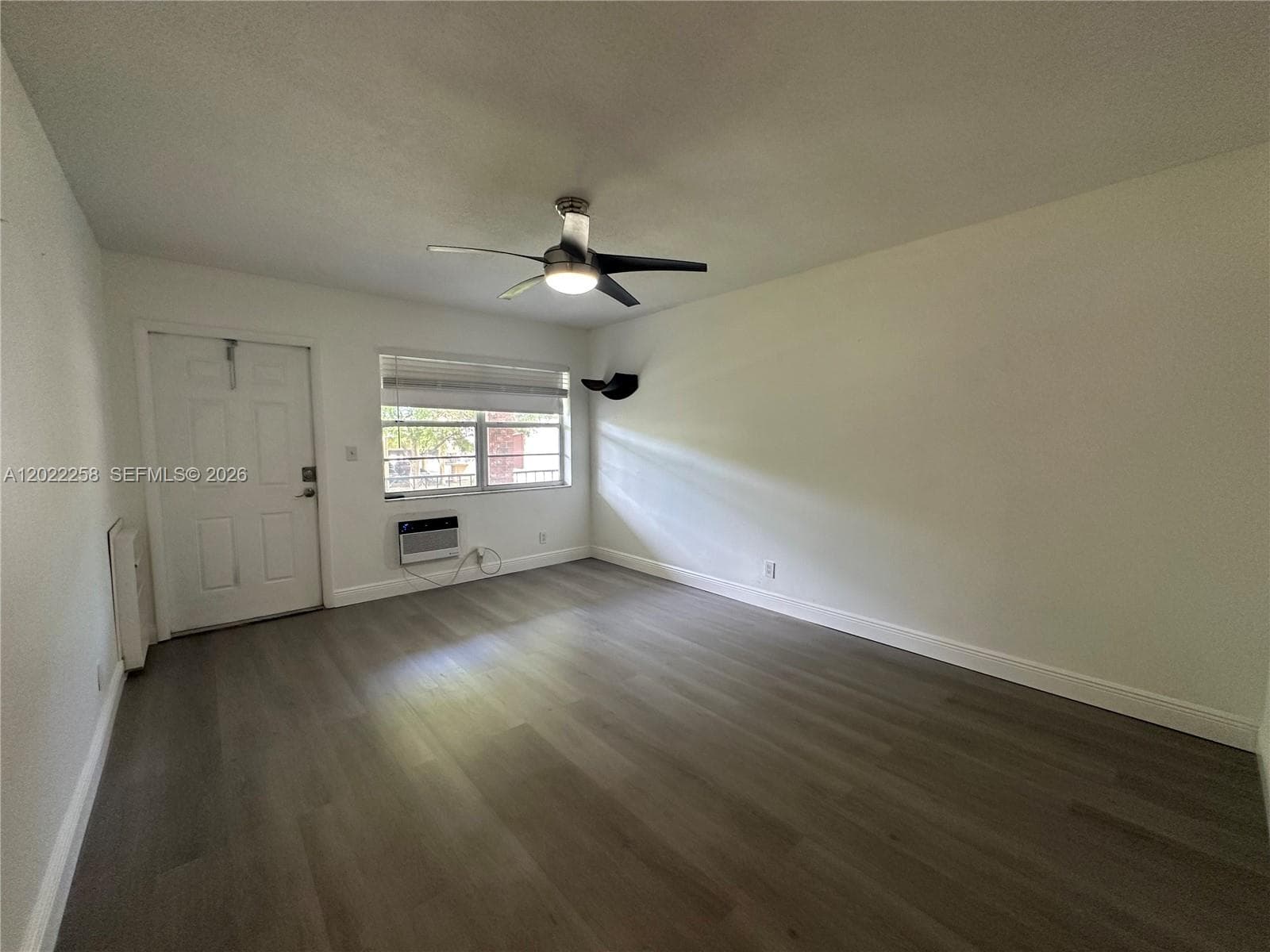 3700 Harrison St # 15A, Hollywood, FL 33021 — zdjęcie 4