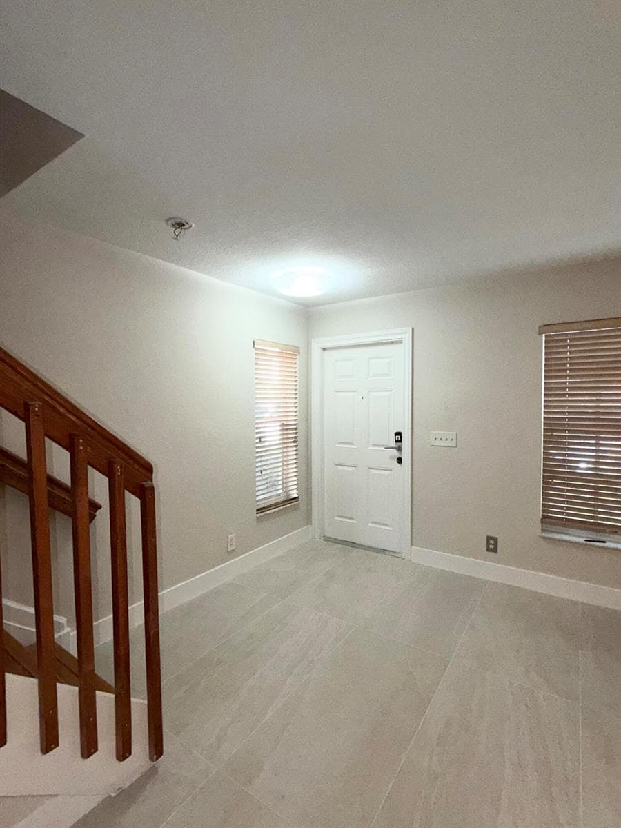 816 Summit Lake Drive, West Palm Beach, FL 33406 — zdjęcie 3