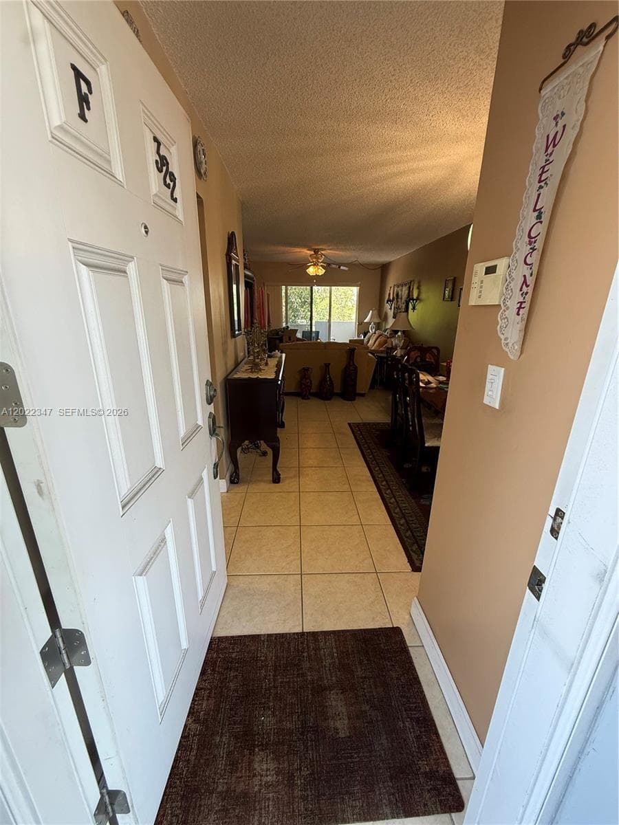1725 W 60th St # F322, Hialeah, FL 33012 — zdjęcie 3