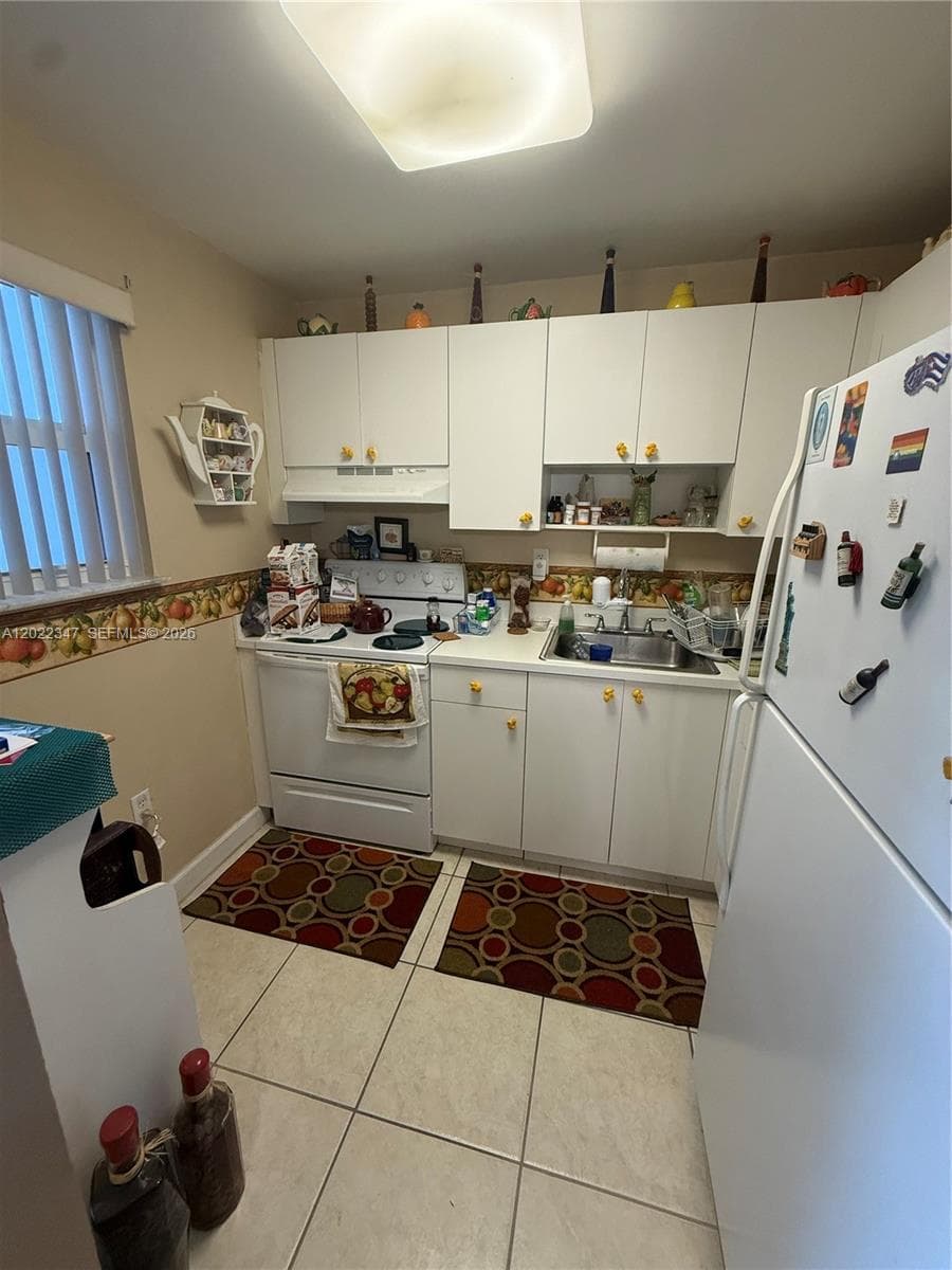 1725 W 60th St # F322, Hialeah, FL 33012 — zdjęcie 4