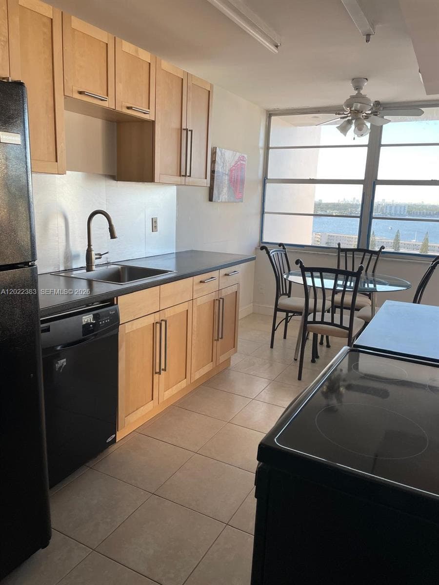 18021 Biscayne Blvd # 1701/2, Aventura, FL 33160 — zdjęcie 3