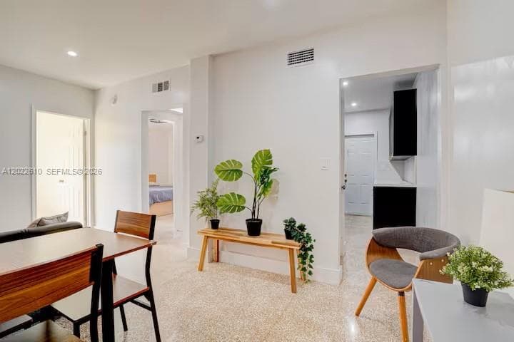 224 NE 111th St, Miami, FL 33161 — zdjęcie 2