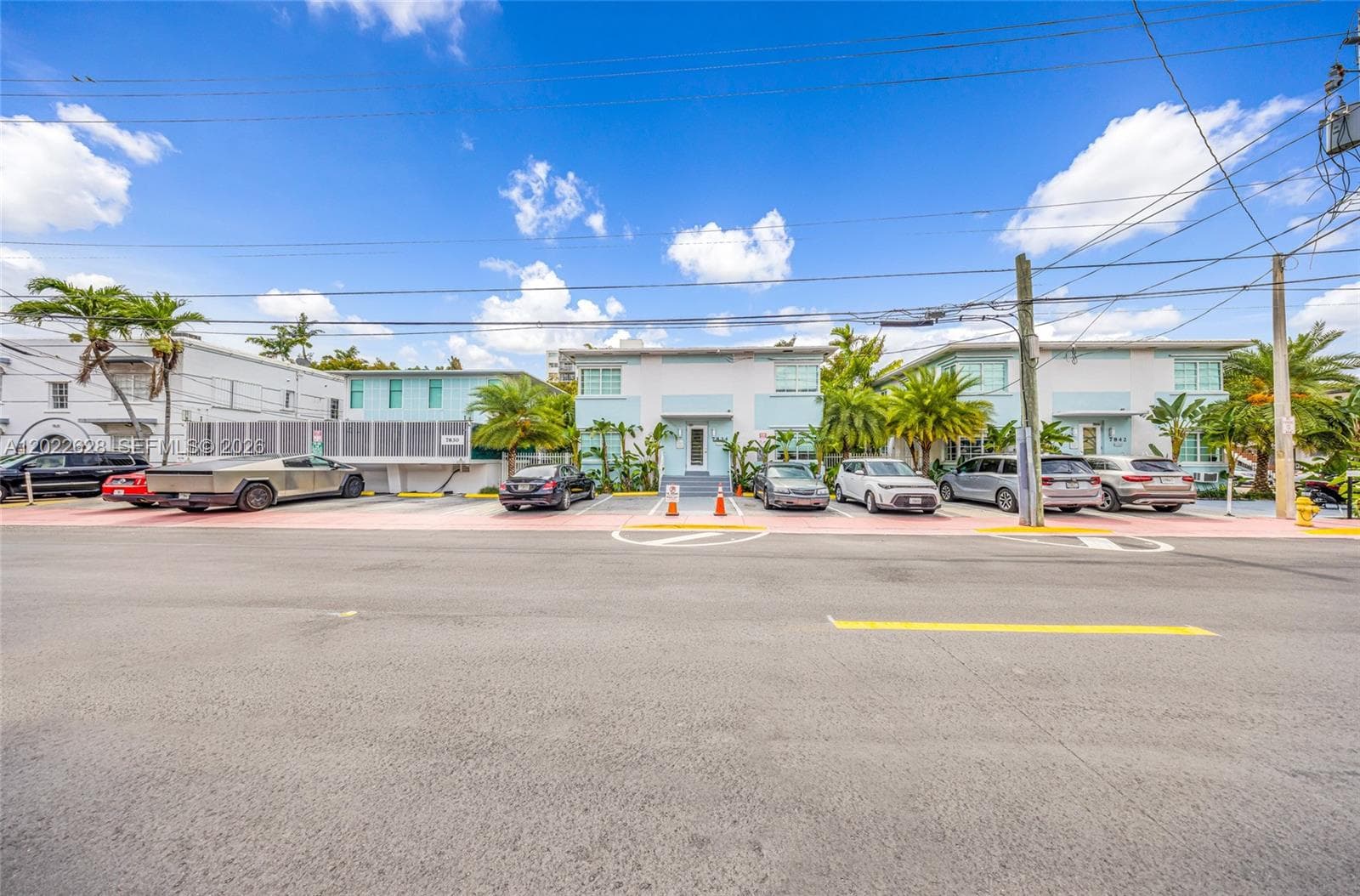 7830 Abbott Ave # 25, Miami Beach, FL 33141