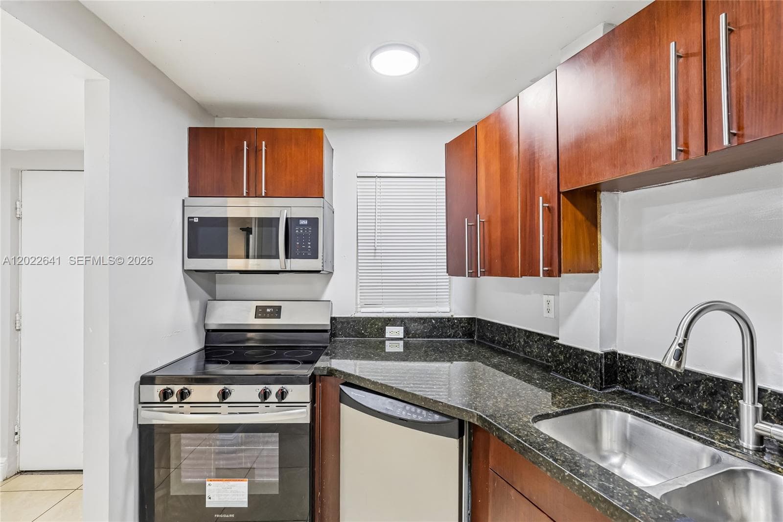 4147 Stirling Rd # 105, Dania Beach, FL 33314 — zdjęcie 5