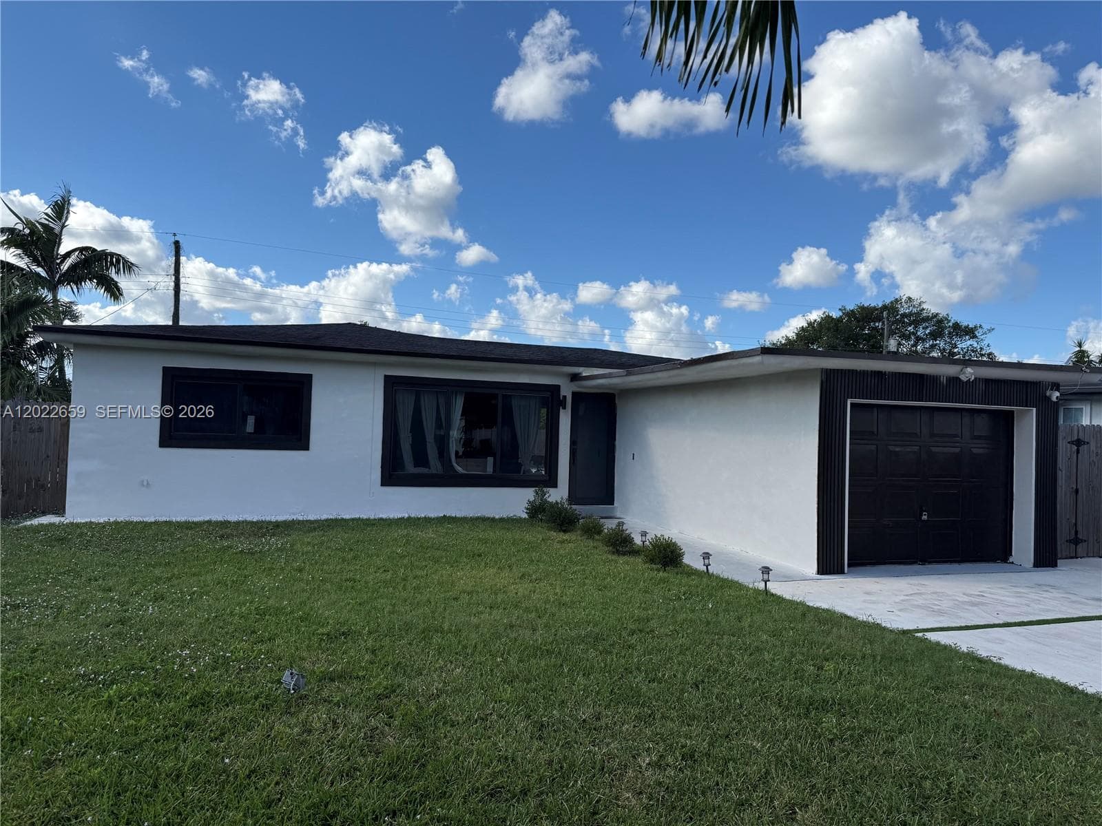 1825 SW 43rd Ave, Fort Lauderdale, FL 33317 — zdjęcie 2