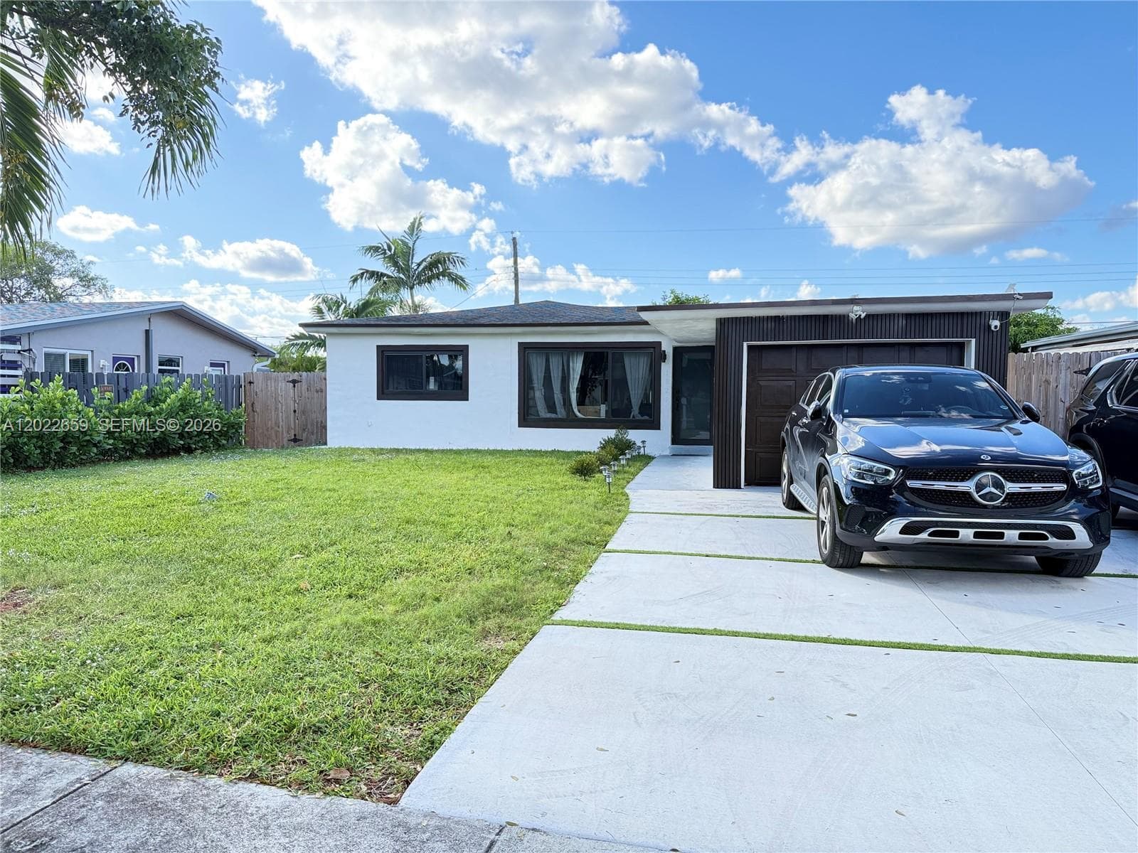 1825 SW 43rd Ave, Fort Lauderdale, FL 33317