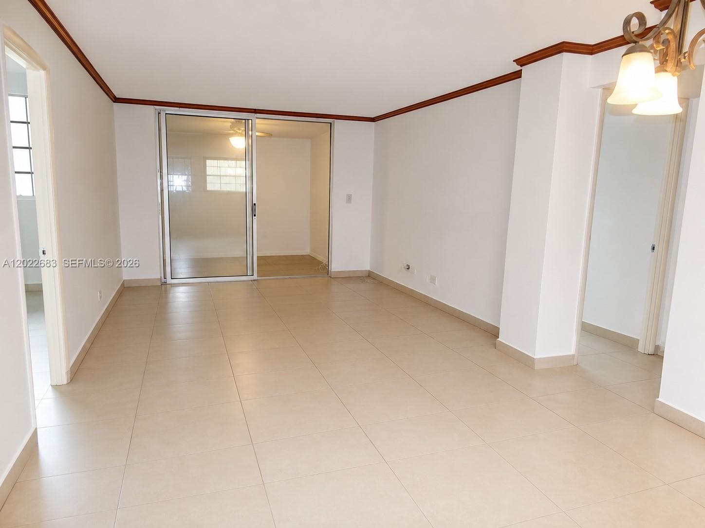 447 NE 195th St # 117, Miami, FL 33179 — zdjęcie 3