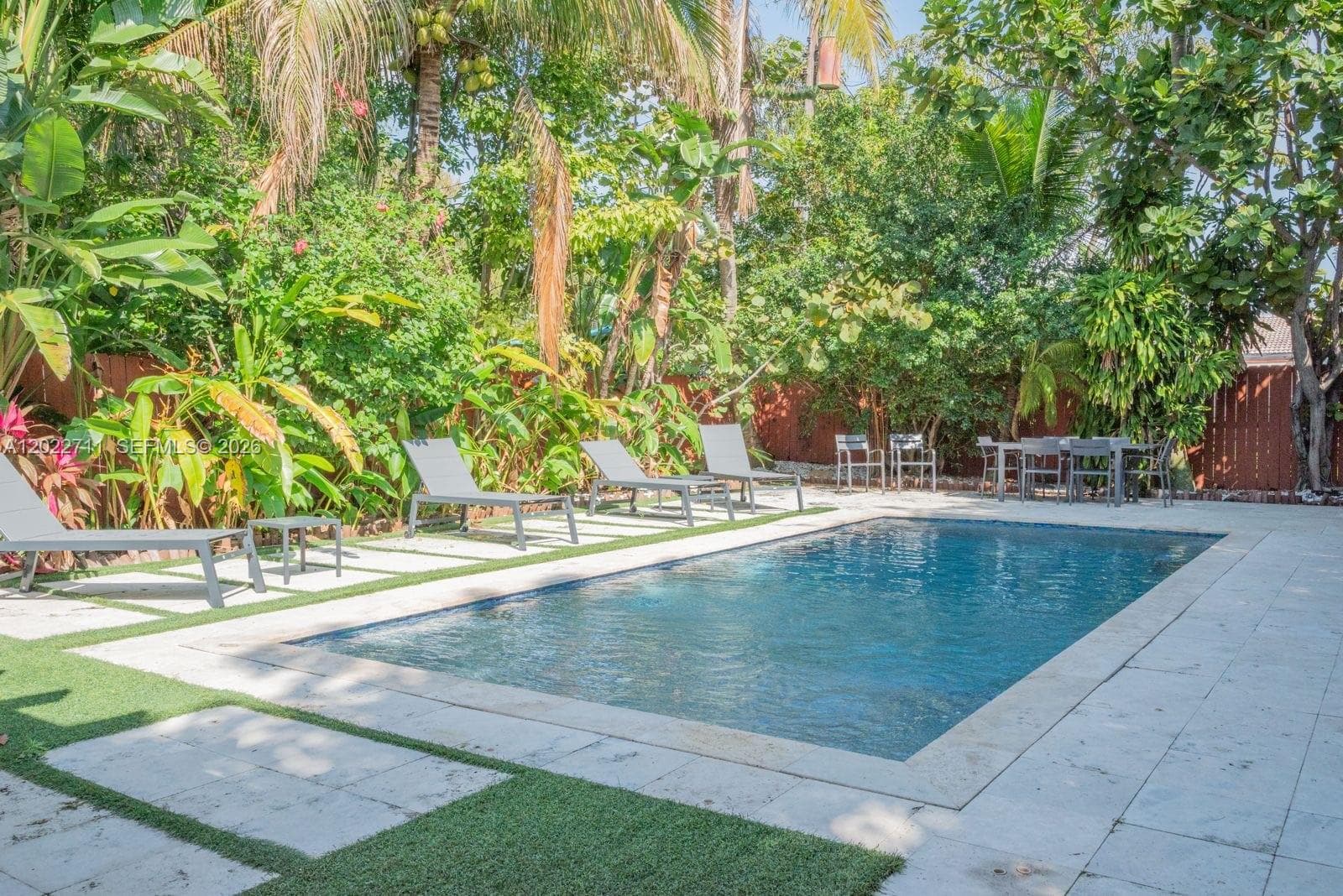 443 NE 71st St, Miami, FL 33138 — zdjęcie 2