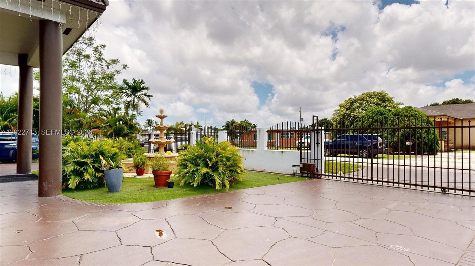 357 W 44th St, Hialeah, FL 33012 — zdjęcie 5