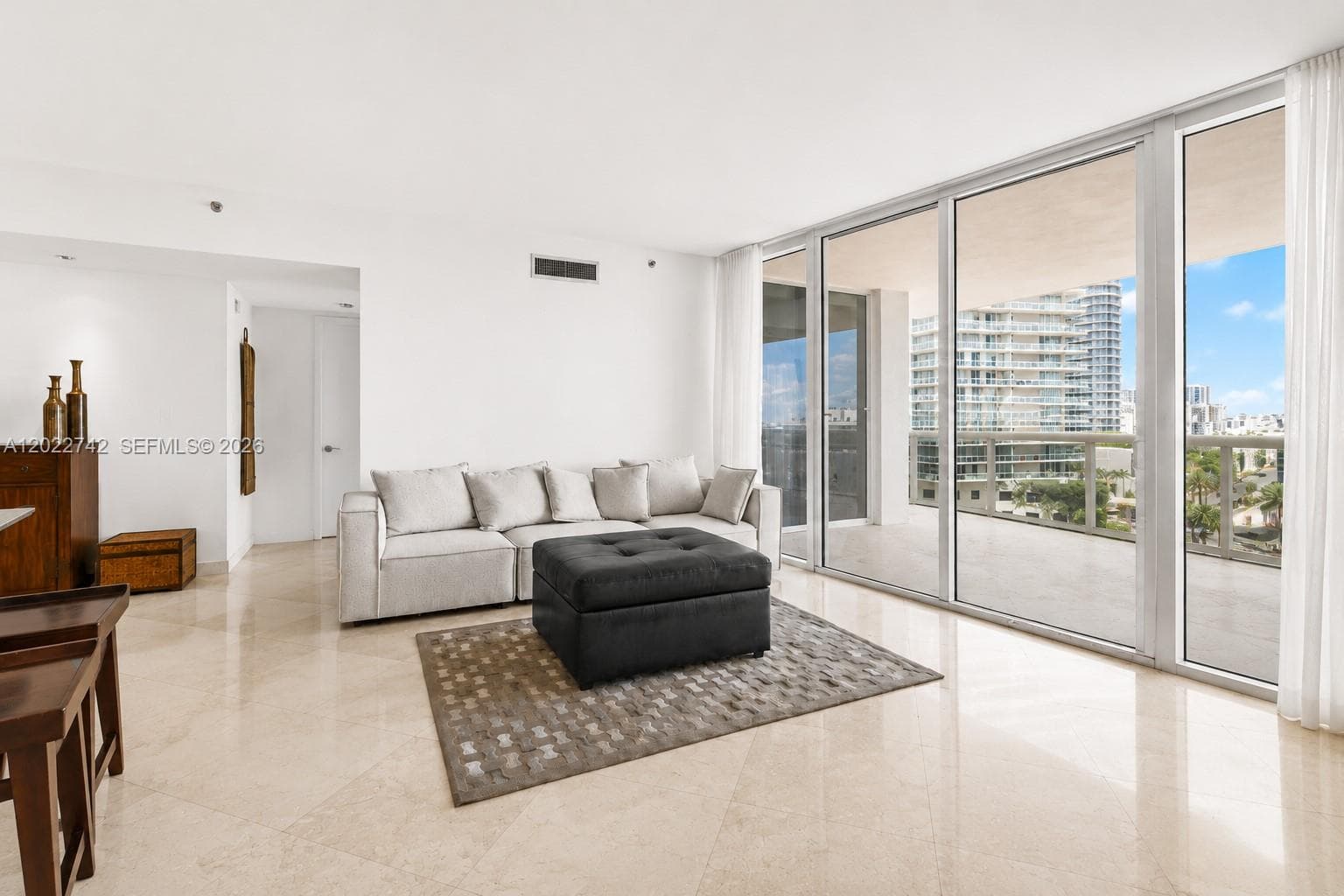 400 Alton Rd # 907, Miami Beach, FL 33139 — zdjęcie 2