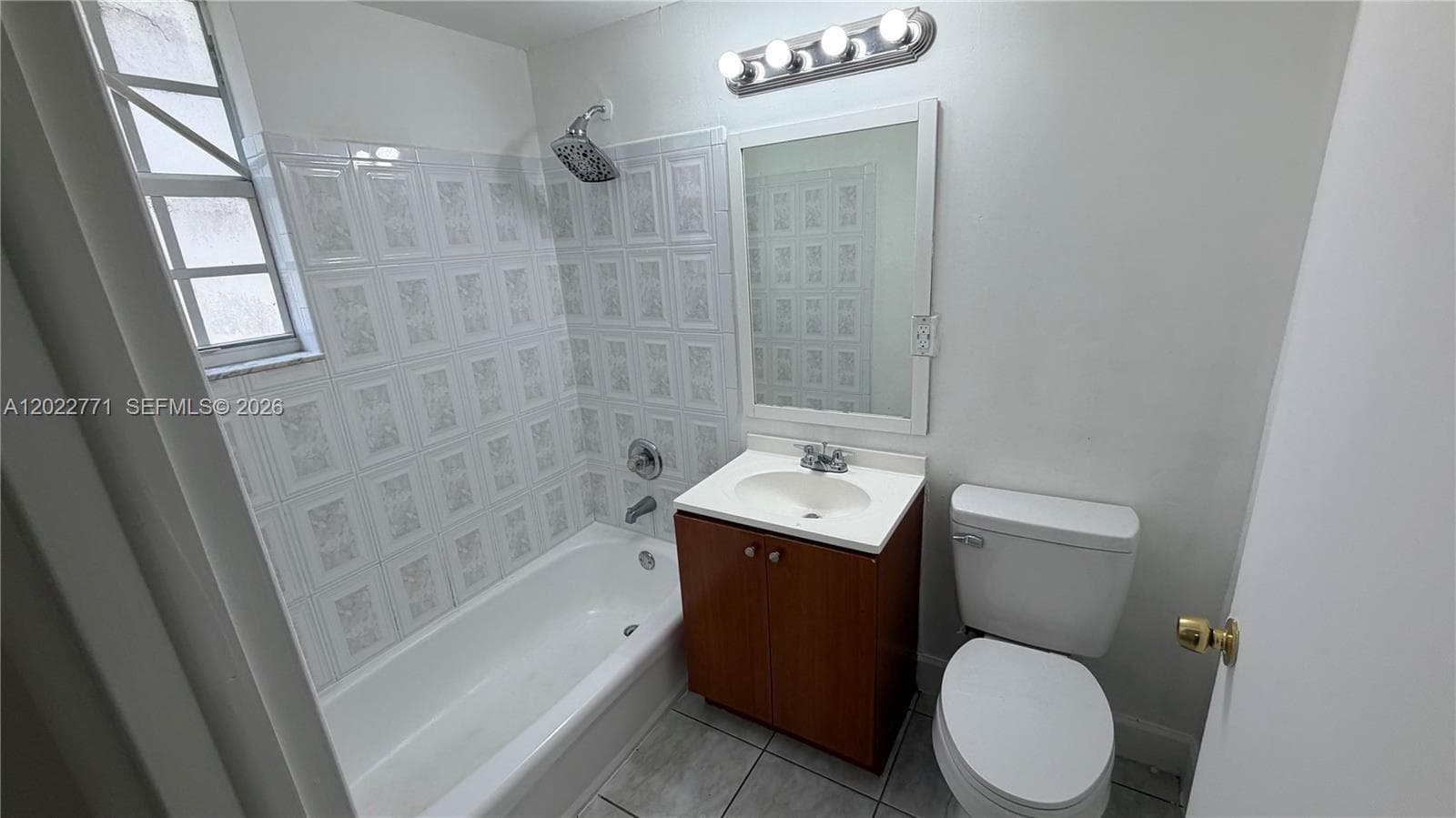 14180 NW 22nd Ave # 1, Opa-Locka, FL 33054 — zdjęcie 5